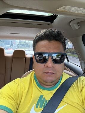 Meet your Posher, Luis